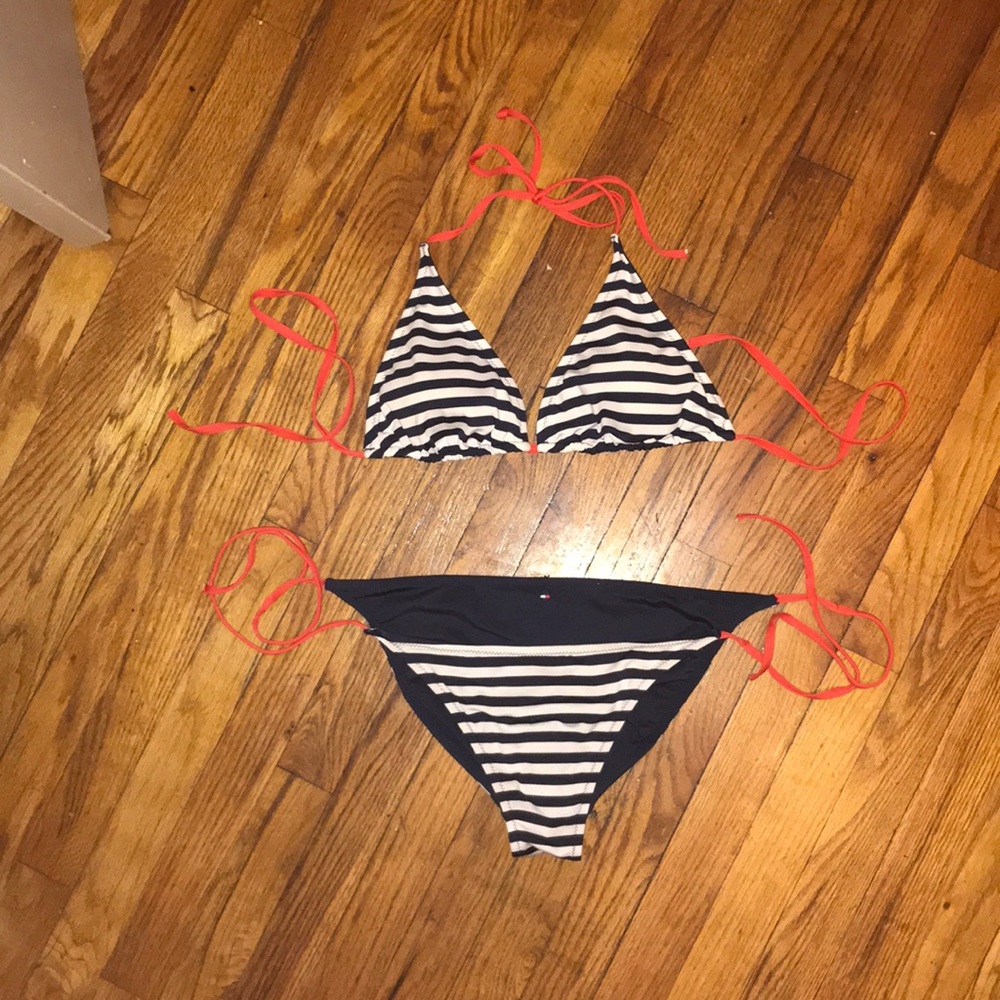 Tommy Hilfiger Reversible String Bikini